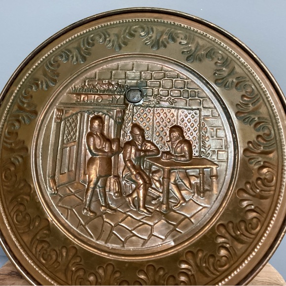 Vintage - Copper / Brass Pub Wall Hanger - Ye Olde Pub - Mid Century - Nice - Picture 5 of 8